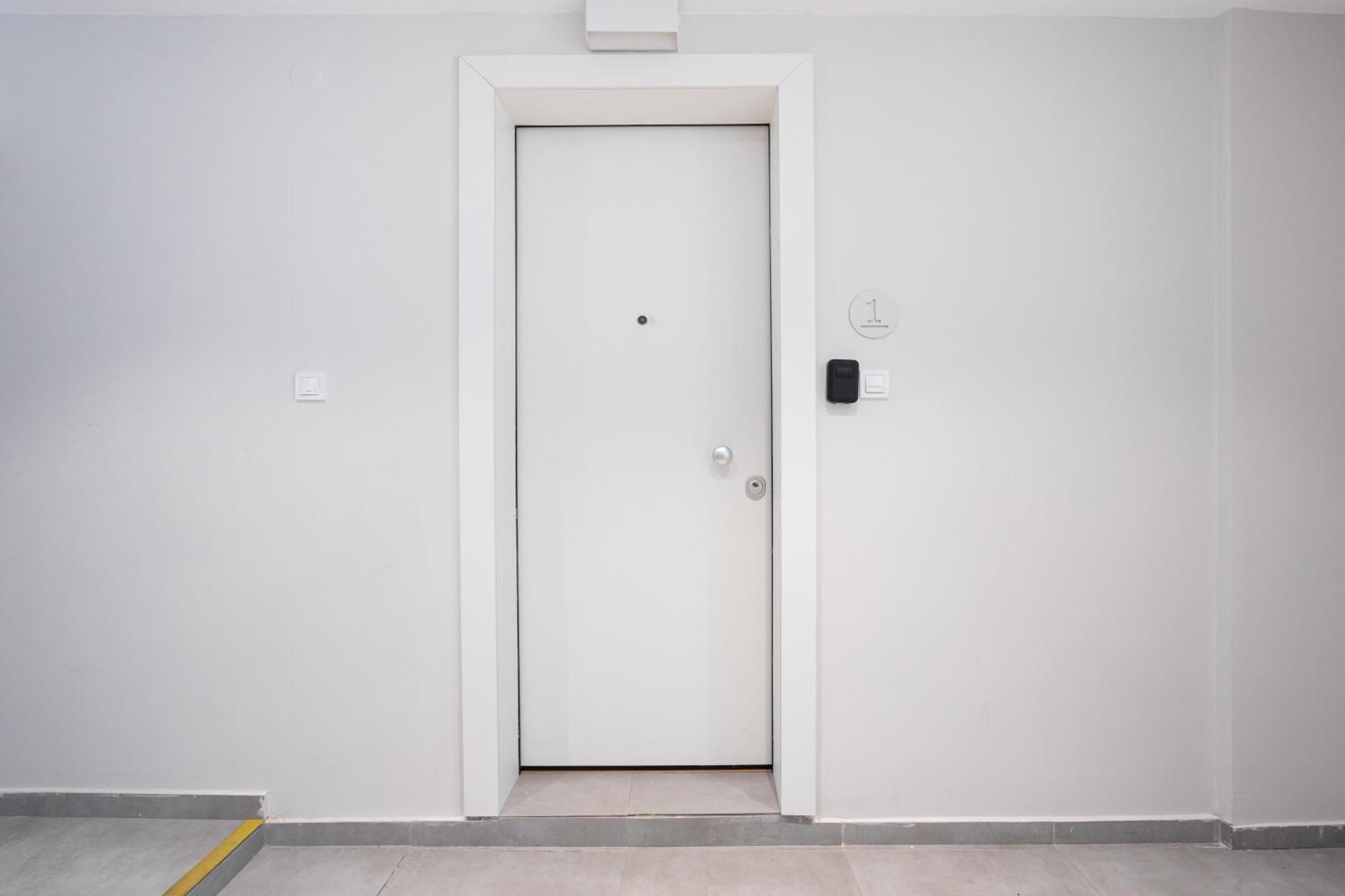 Harmonia Minimal Apartments Thessaloniki Exterior foto