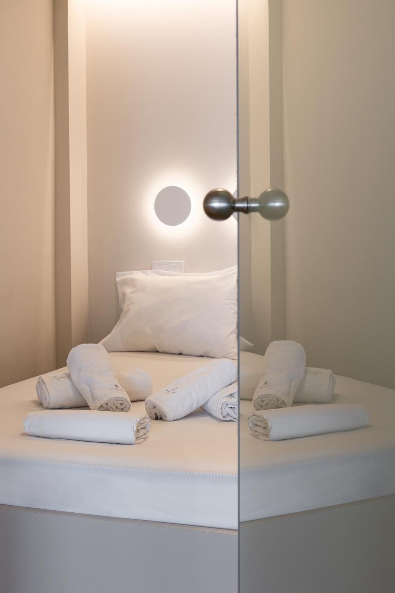 Harmonia Minimal Apartments Thessaloniki Exterior foto